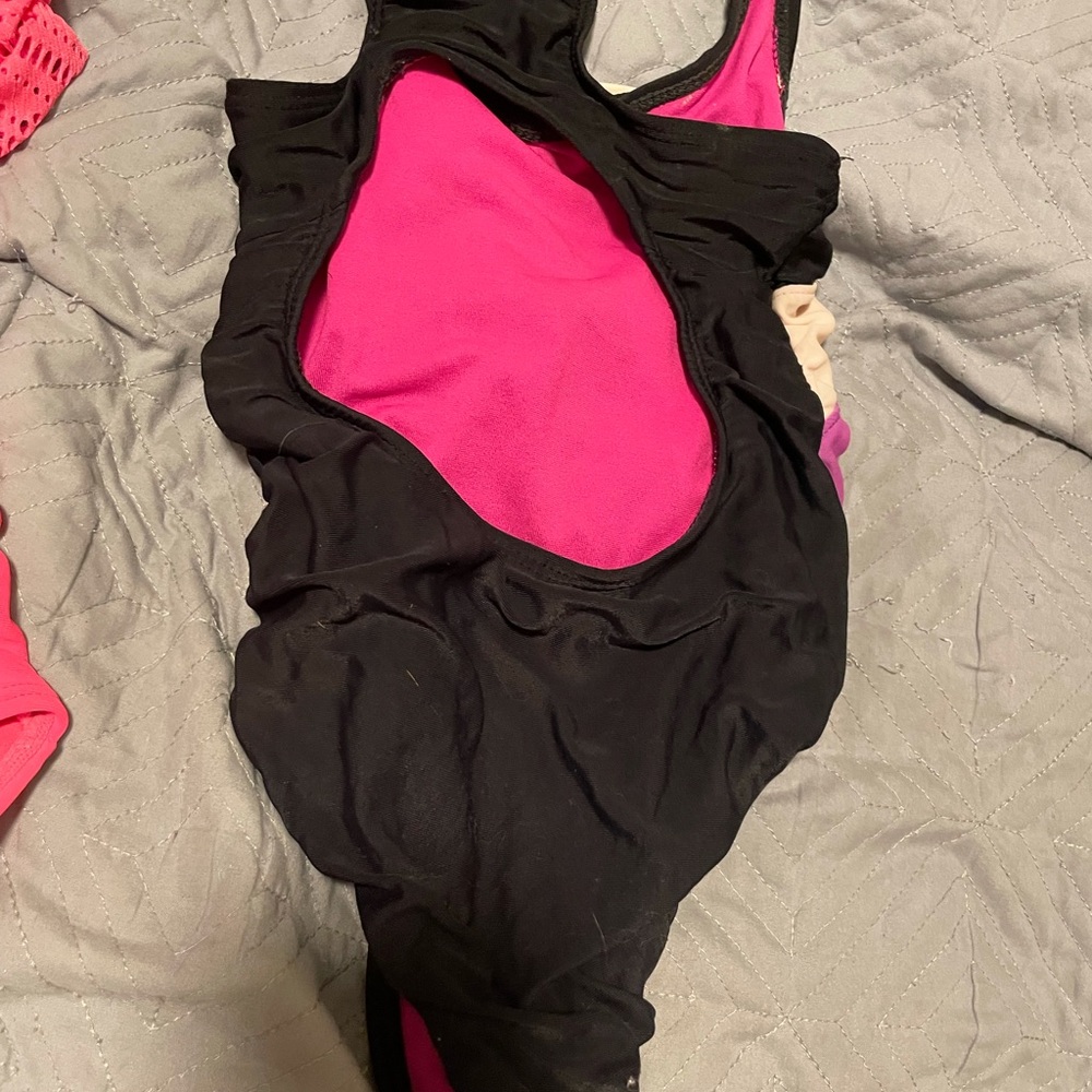 Girls bathing suits - Picture 3 of 10
